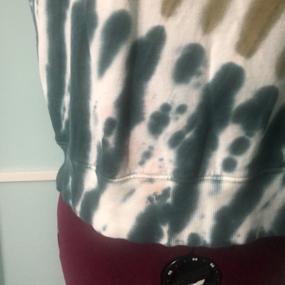 Young Fabulous and Broke sleeveless sweatshirt - Picture 3 of 7